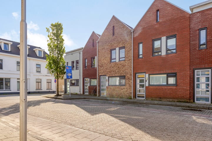 Voorstraat 10-105 main image