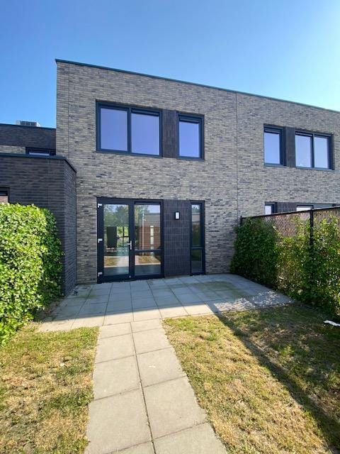 House Image 2