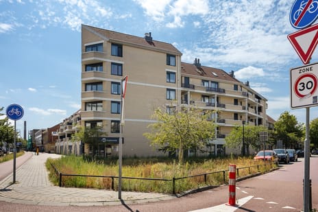 undefined main image