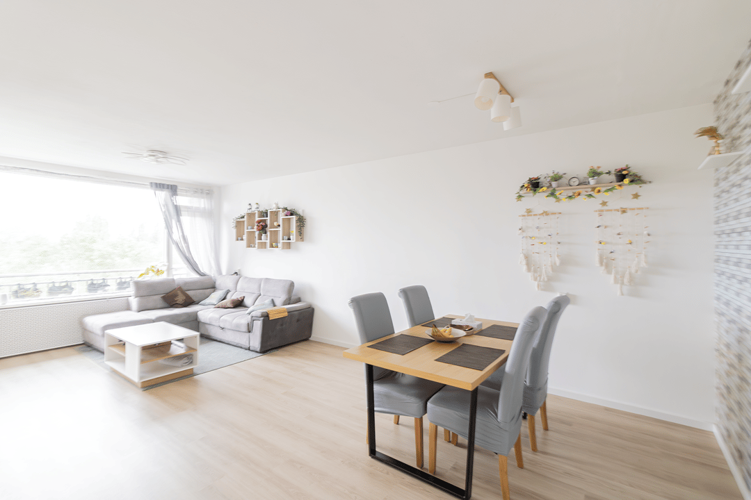 House Image 3