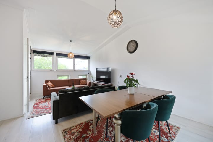Aalbersestraat 242-B main image