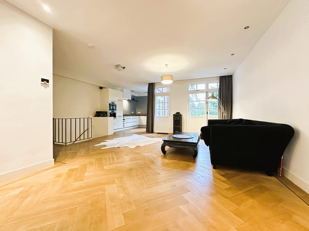 House Image 5