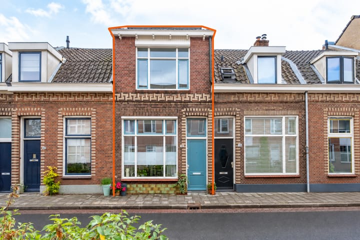 Oudwijkerdwarsstraat 141 main image