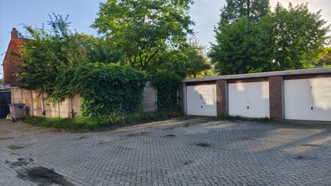 undefined main image