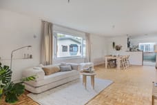 Afbeelding van Kalf R 7-Rood - Derde foto
