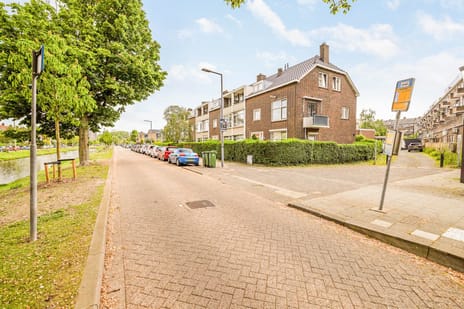 Appartement te koop: Kastanjesingel 98A, Schiebroek Rotterdam