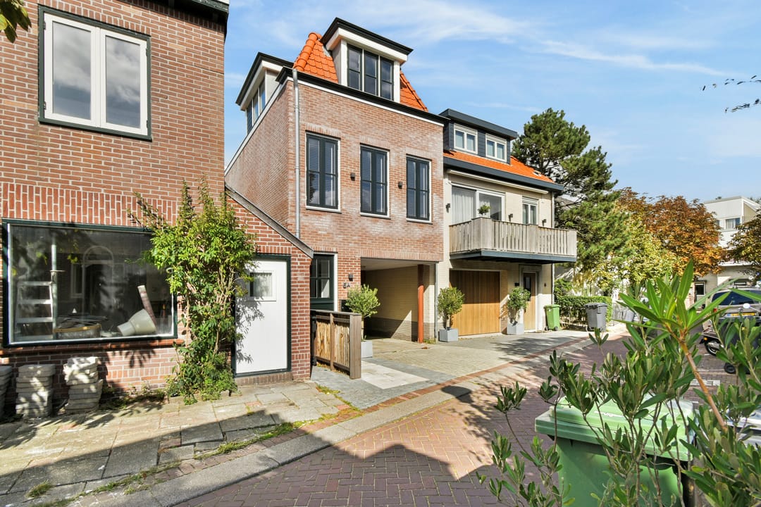 House Exterior