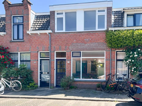 Van Der Helststraat 28