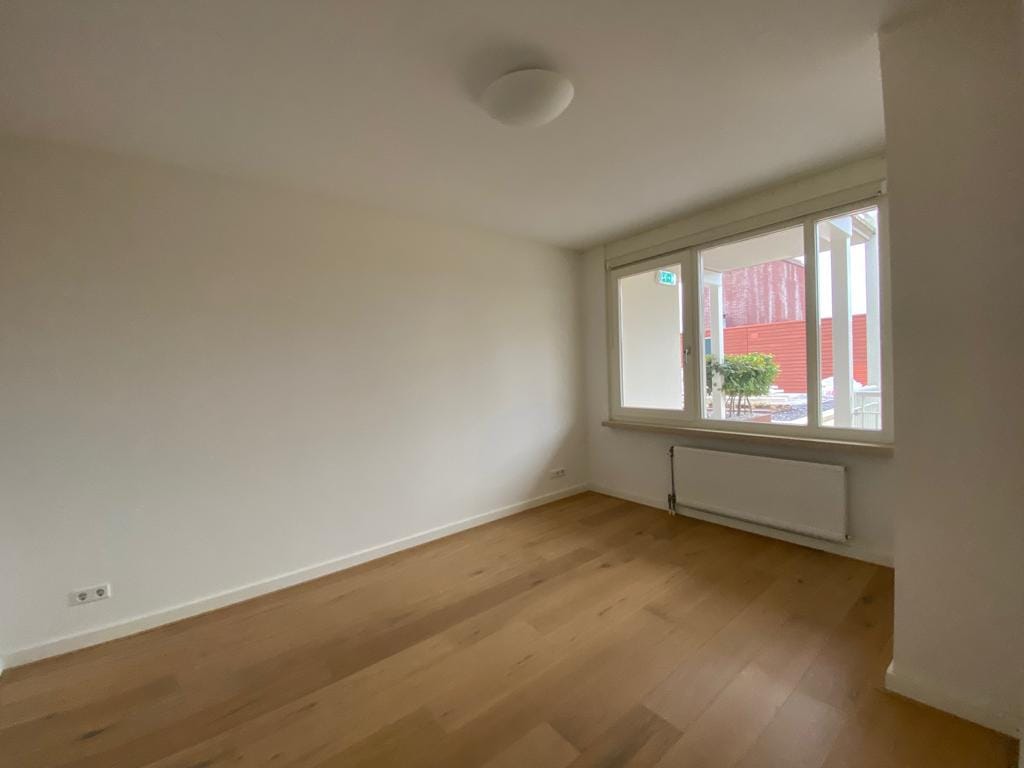 House Image 5