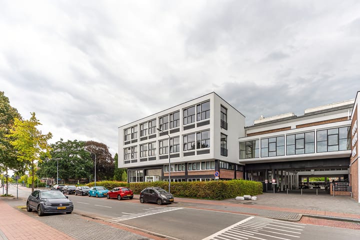 Larenseweg 36-D main image