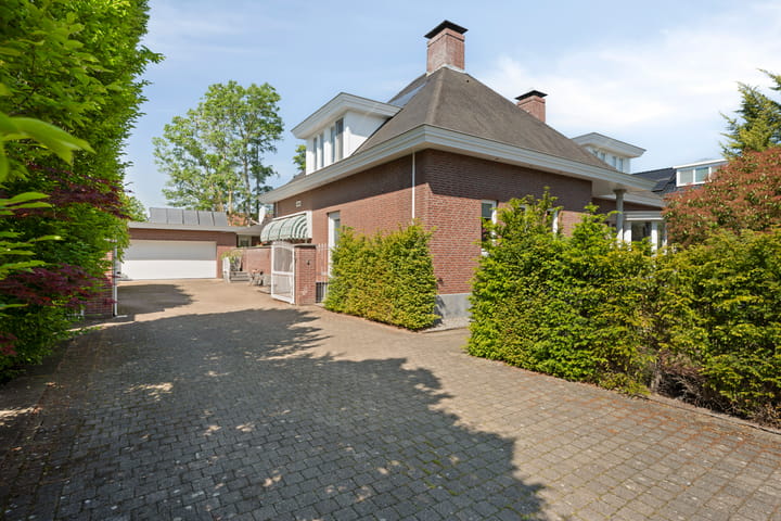 Gouverneur Houbenstraat 51 main image