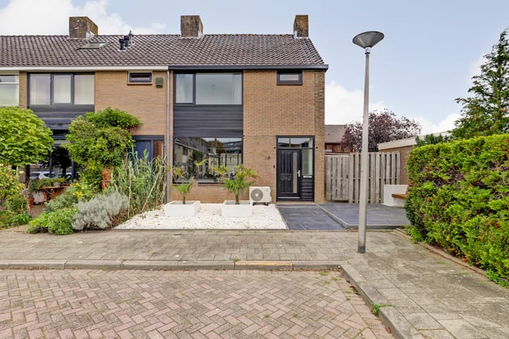 Schultz van Haegenstraat 18 main image