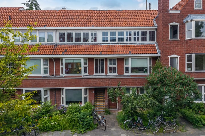 Van der Waalsstraat 1-b main image
