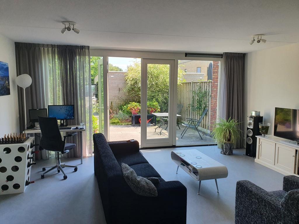 House Image 2