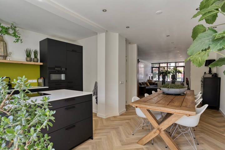 Nassaustraat 71-b main image