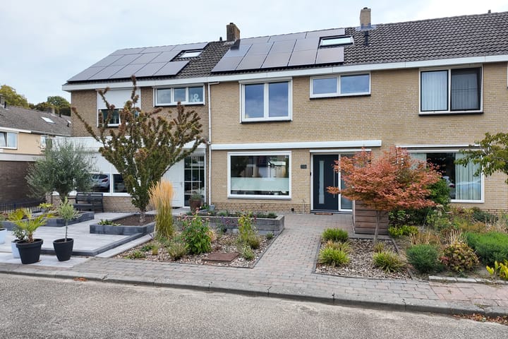 Moye Keene 63 main image