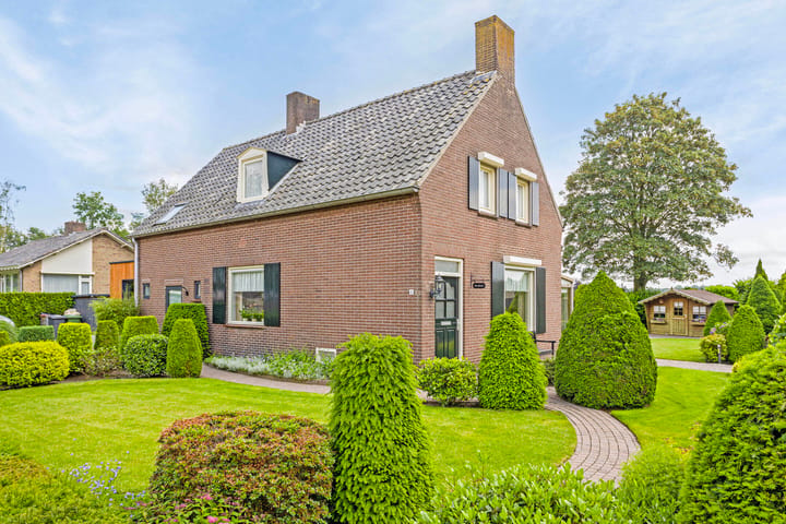 Lage Baan 1 main image
