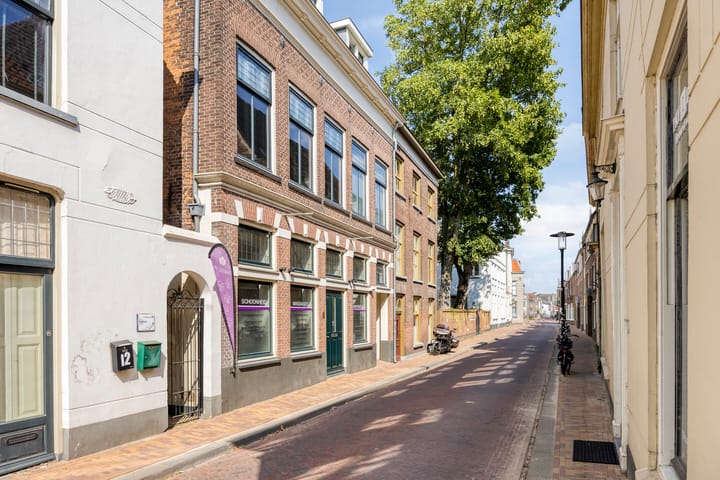 St. Walburgstraat 8-22 main image