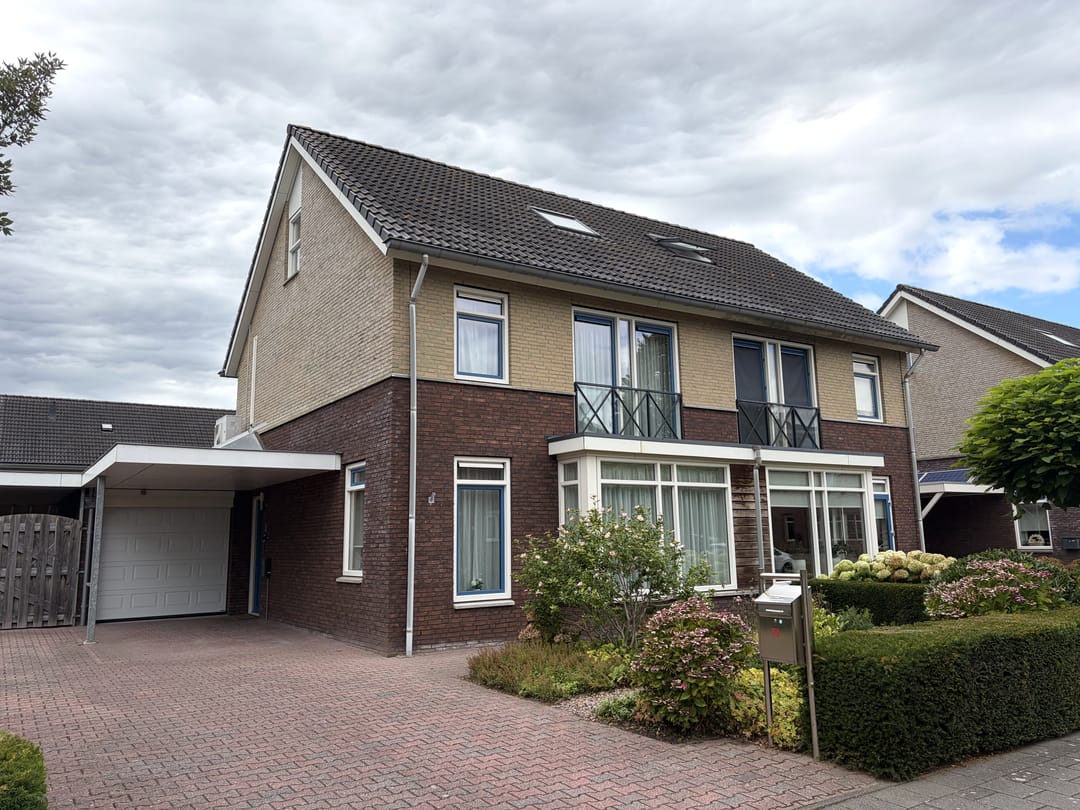 House Image 2