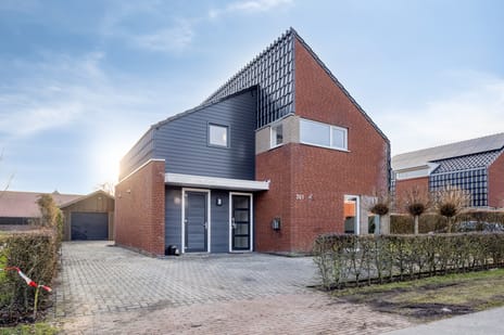 Langs de erven 261