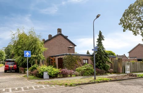 P C Hooftstraat 1 main image