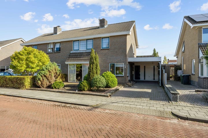 M A D Bakkerstraat 50 main image