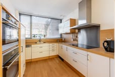 Afbeelding van Coen Botrede 13 - Derde foto