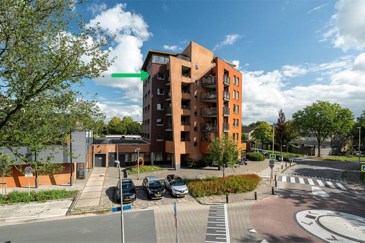 Pieter Sipmawei 37 main image