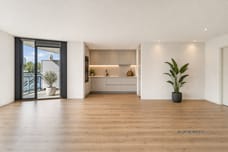 Afbeelding van Stationsplein 16-15 - Derde foto