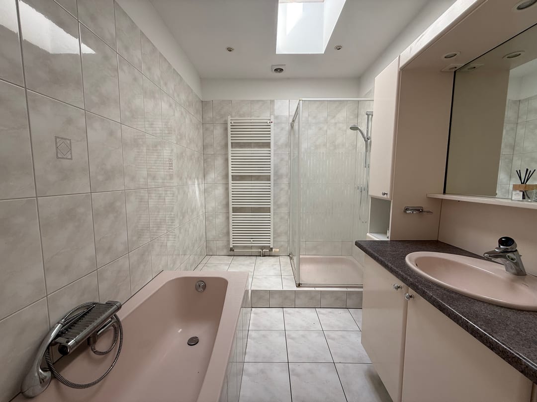 House Image 3