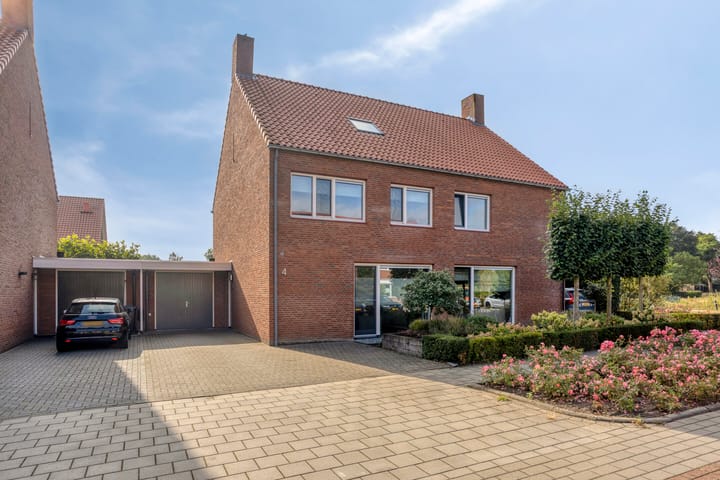 Hoefsmid 4 main image