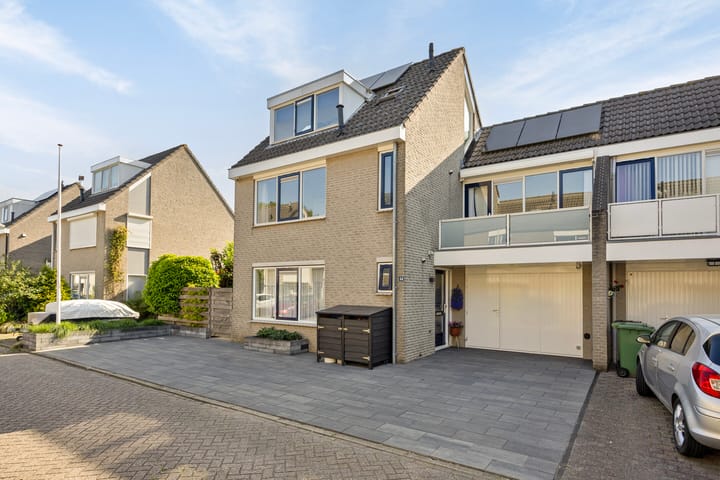 De Til 44 main image