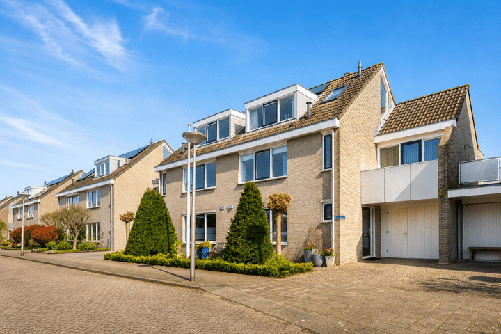 De Til 58 main image
