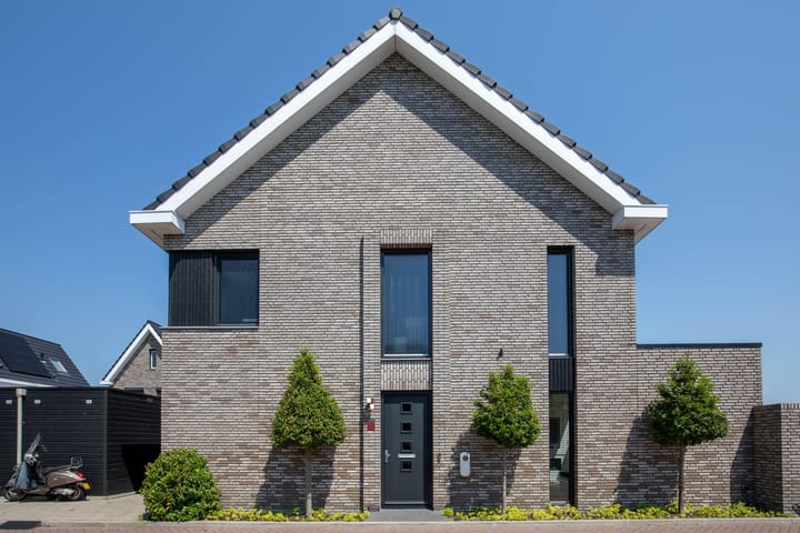 Middenweg 100 main image