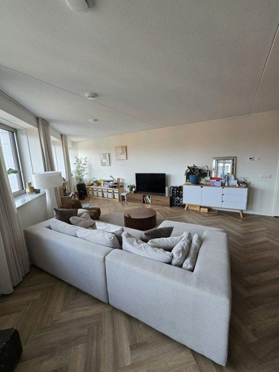 House Image 3