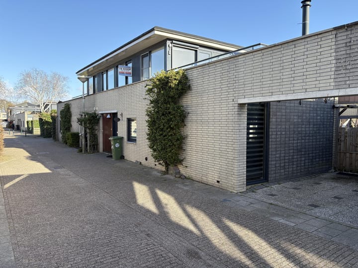 H.J. Algrastraat 58 main image