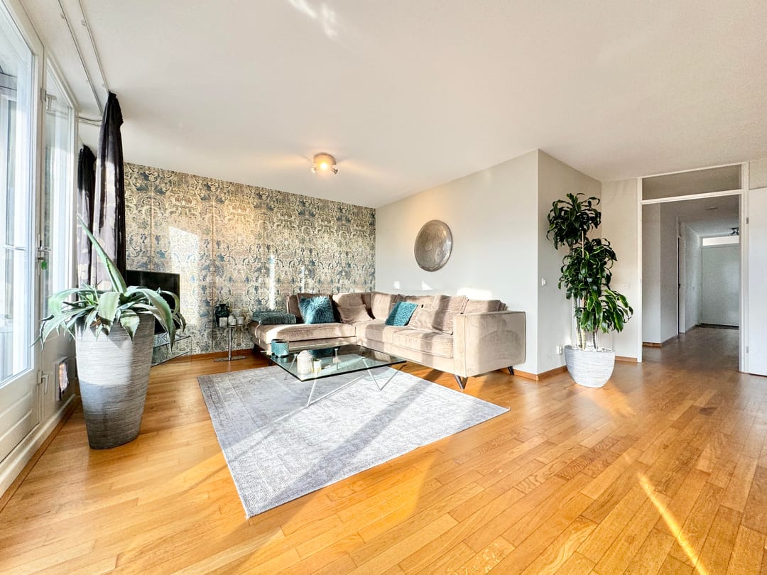 House Image 3