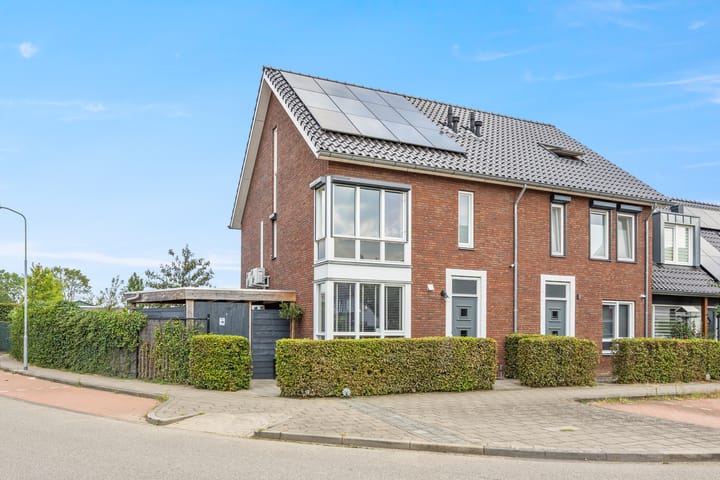 Korenveld 1 main image