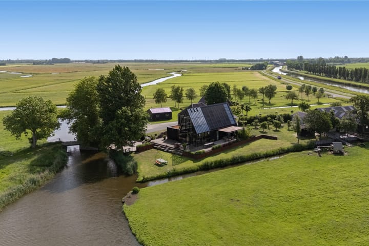Oostmijzerdijk 13-A main image