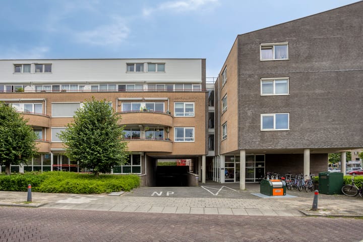 Willem Barentszweg 13-H main image