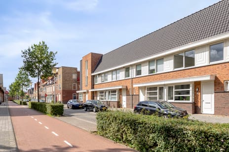 Pastoor van Leeuwenstraat 38