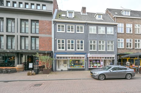 Damstraat 8-A