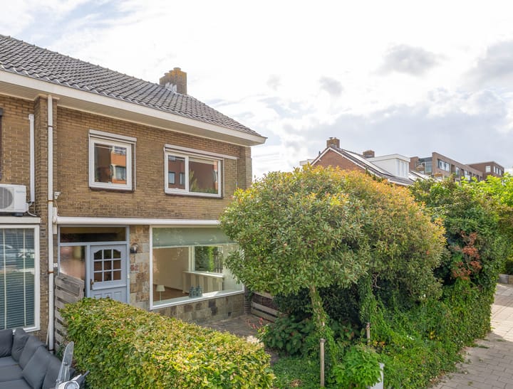J A Beyerinkstraat 52 main image