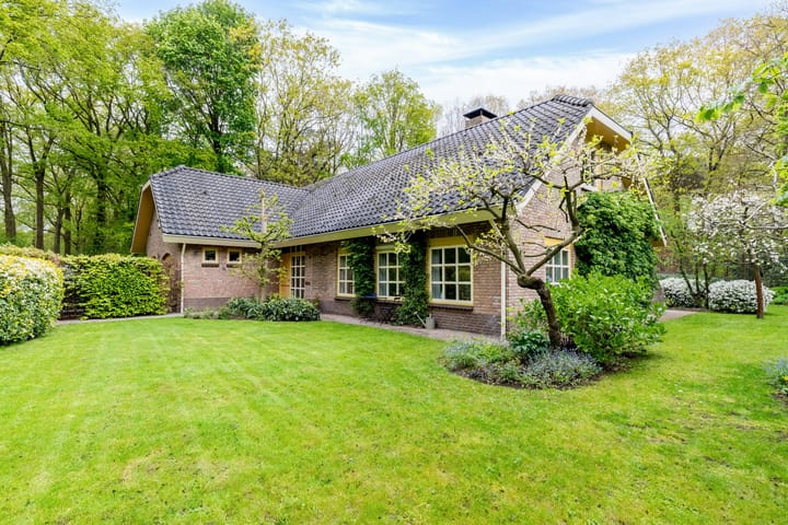 Kleuterhuislaan 1 main image