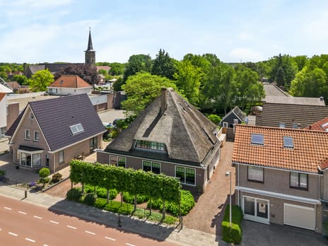 Vrijstaande woning te koop: Dorpsstraat 192, Zwaag - Buurt 30 01 Zwaag