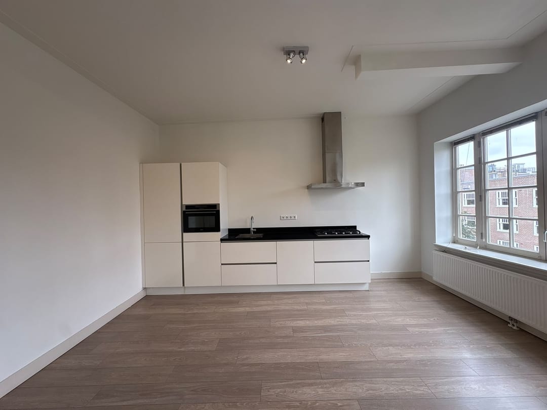 House Image 5