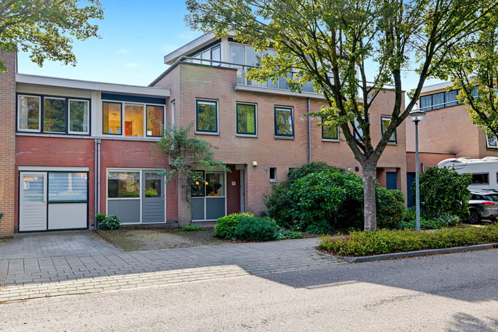 Erasmusstate 69 main image