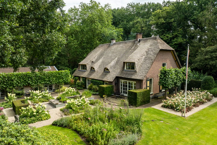 Leeuwenburgerlaan 4 main image