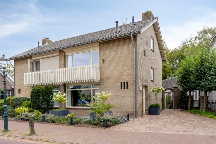 Dorpstraat 10 main image