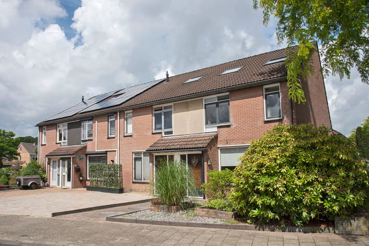 Charlotte Köhlerstraat 67 main image